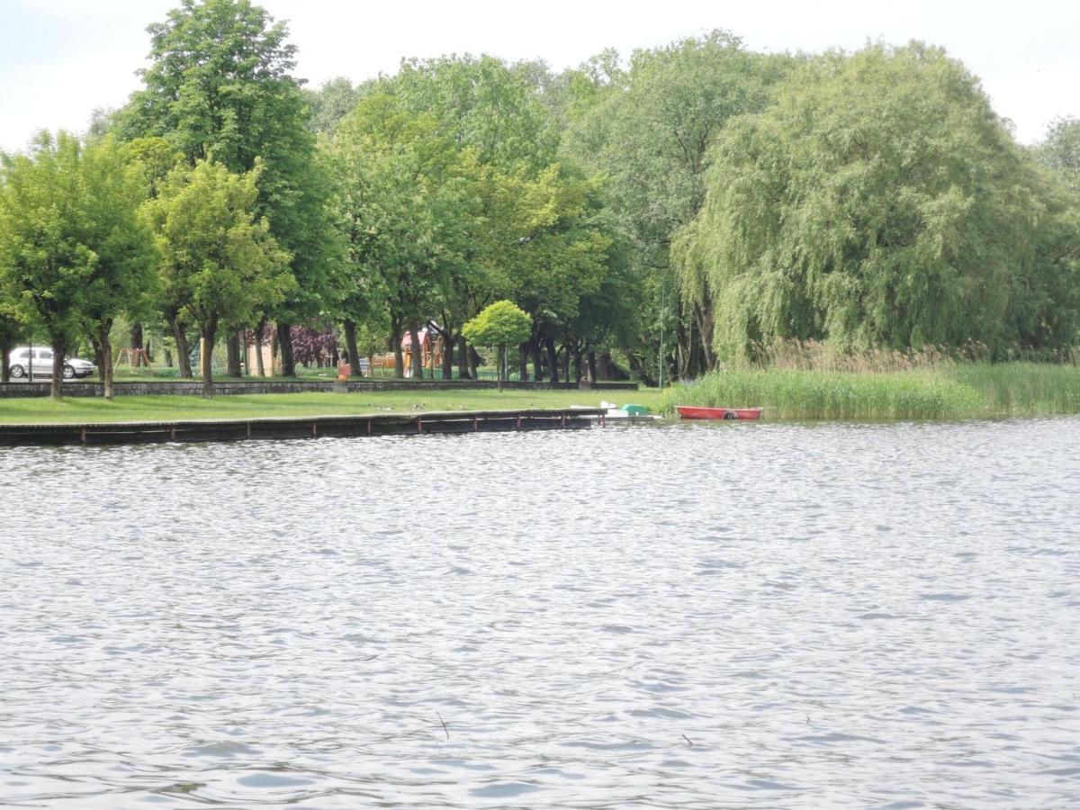 House At The Lake In Nowogard Wyszomierz  Exterior photo